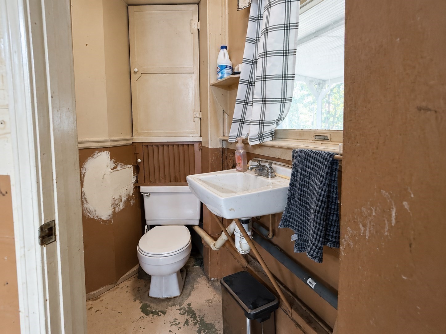 54 Old Gilbertville Rd Property Photo 24