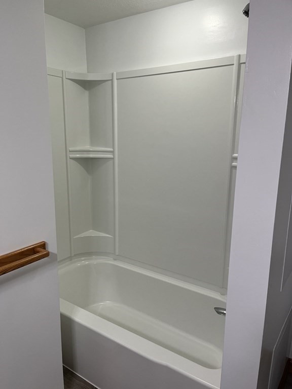 51 Hastings Ave # C Property Photo 12