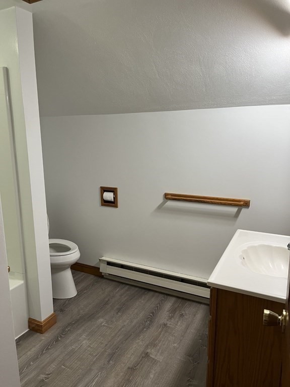 51 Hastings Ave # C Property Photo 13