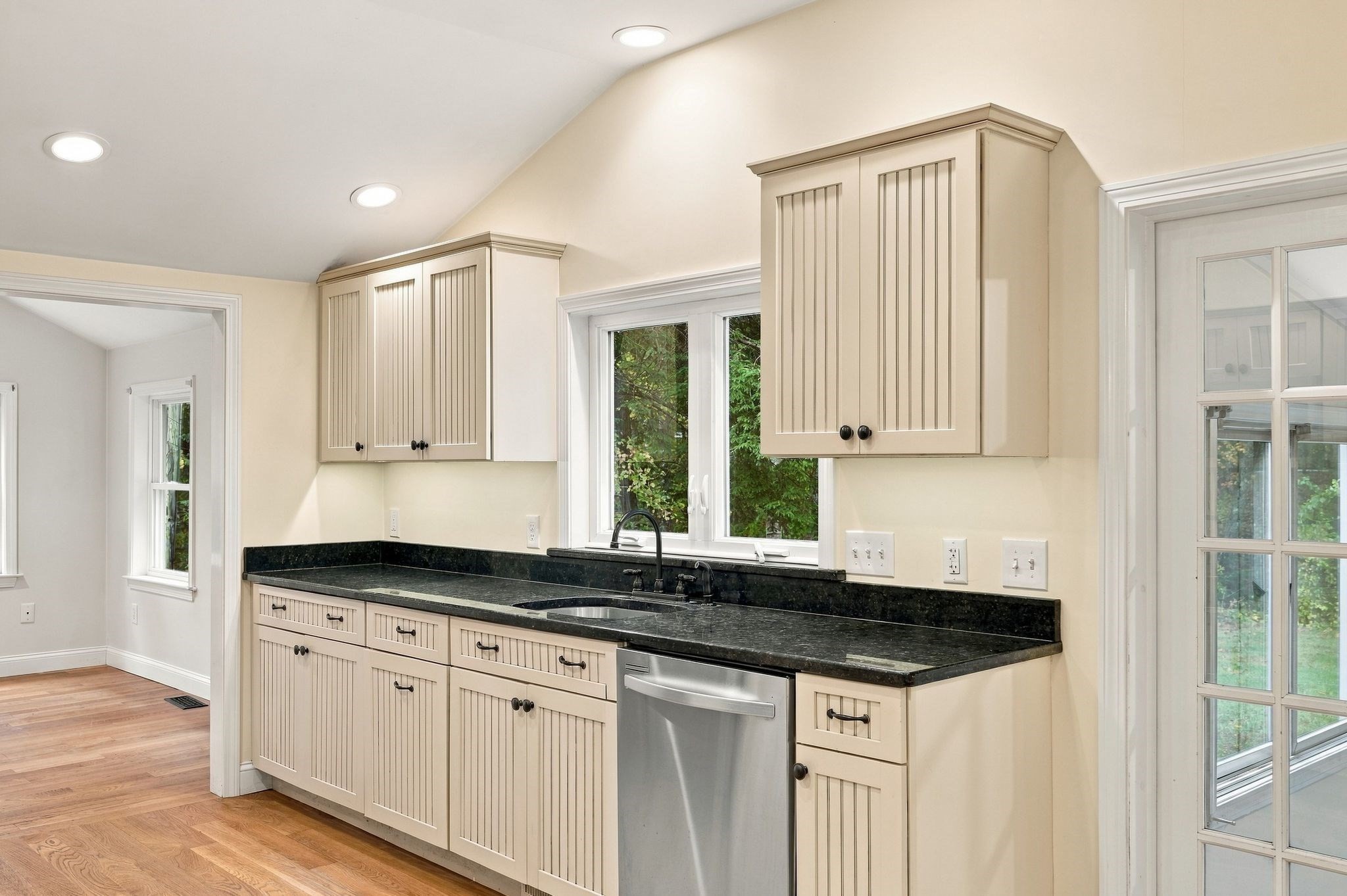 154 Herrick Road Property Photo 8