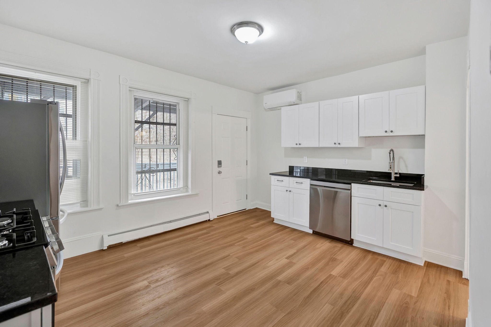 866 Huntington Ave # 2 Property Photo 3