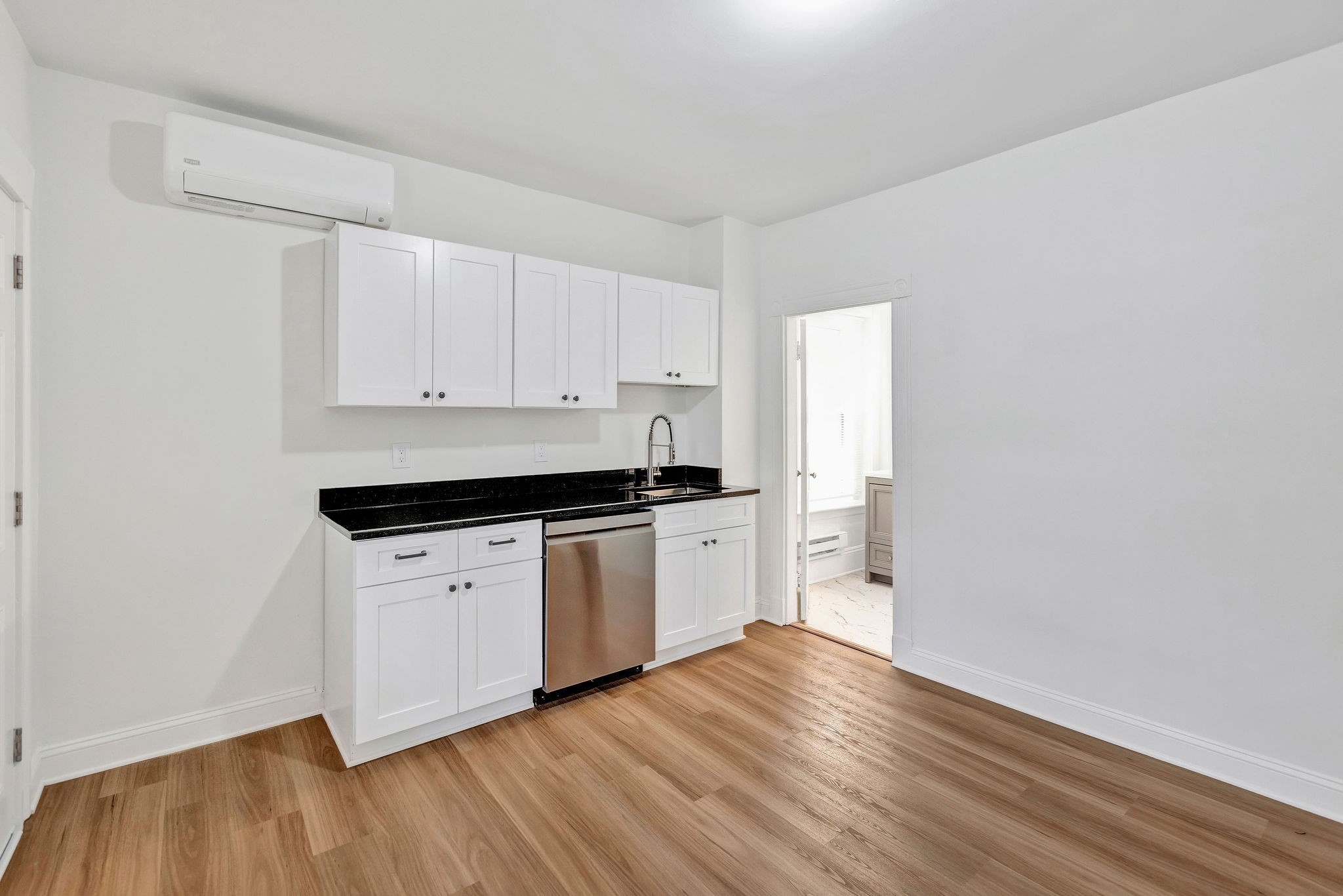 866 Huntington Ave # 2 Property Photo 4