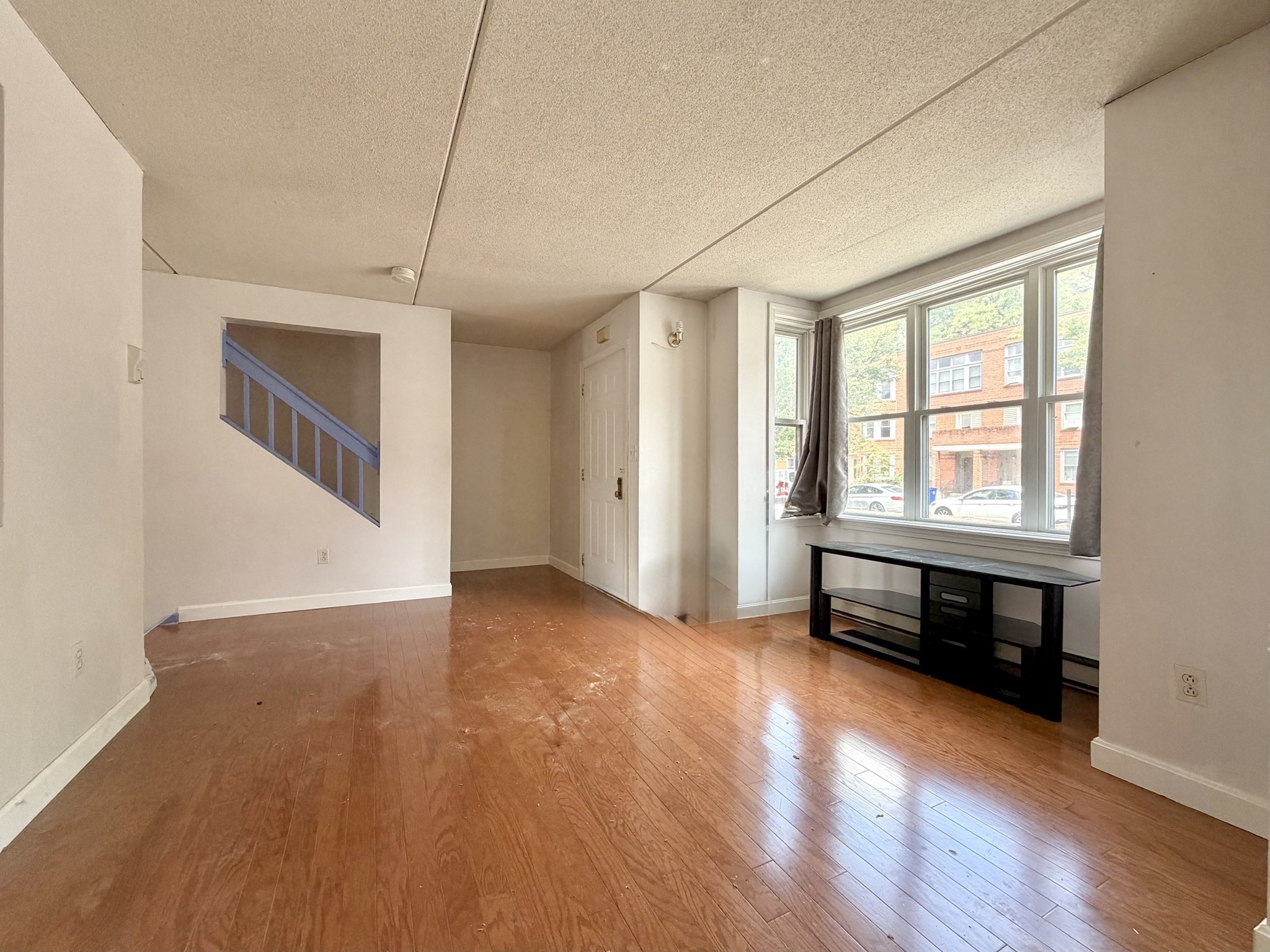 26 Ellingwood St # 26 Property Photo 3