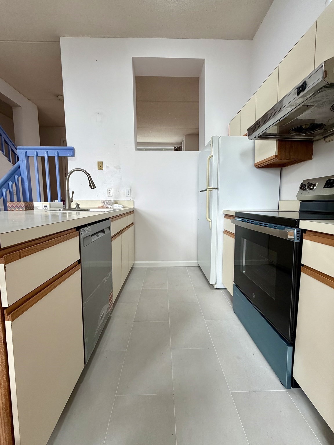 26 Ellingwood St # 26 Property Photo 7