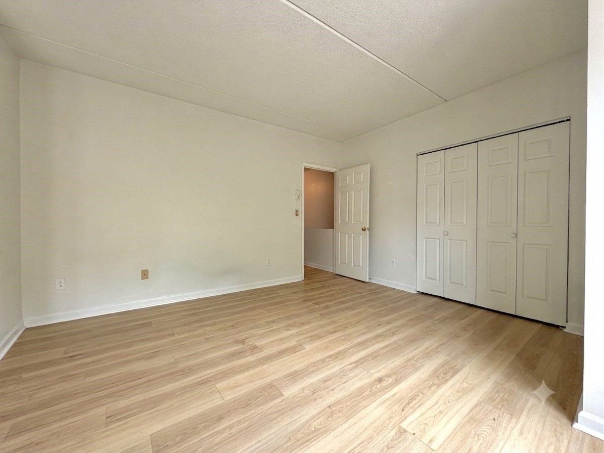 26 Ellingwood St # 26 Property Photo 11