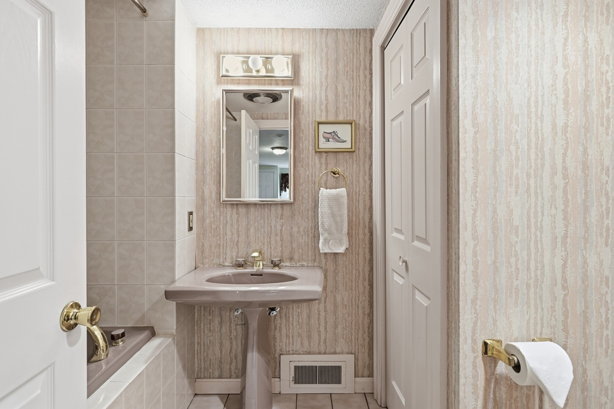 105 Longview Property Photo 25