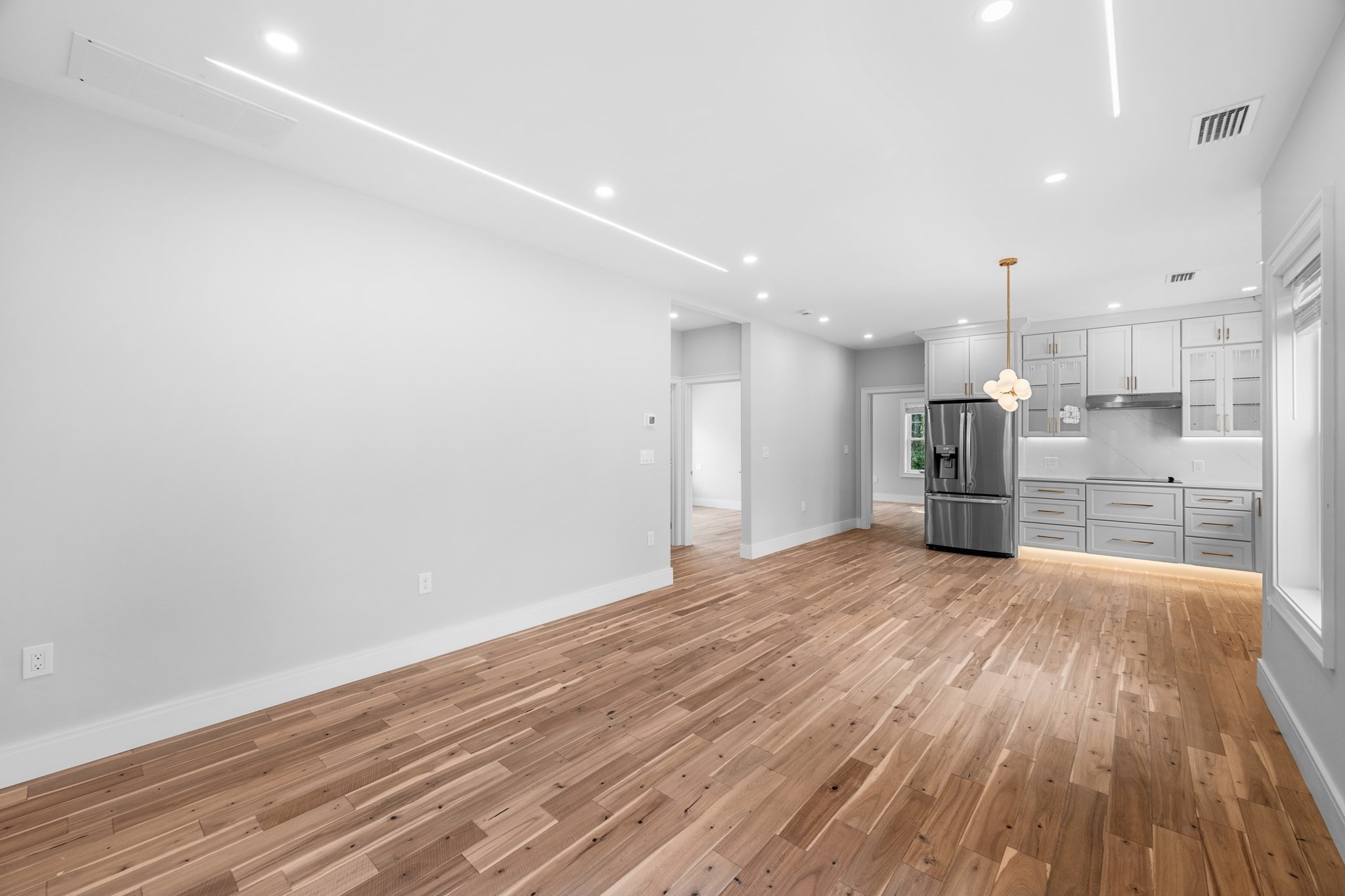 30 Pitman Rd # 2 Property Photo 5