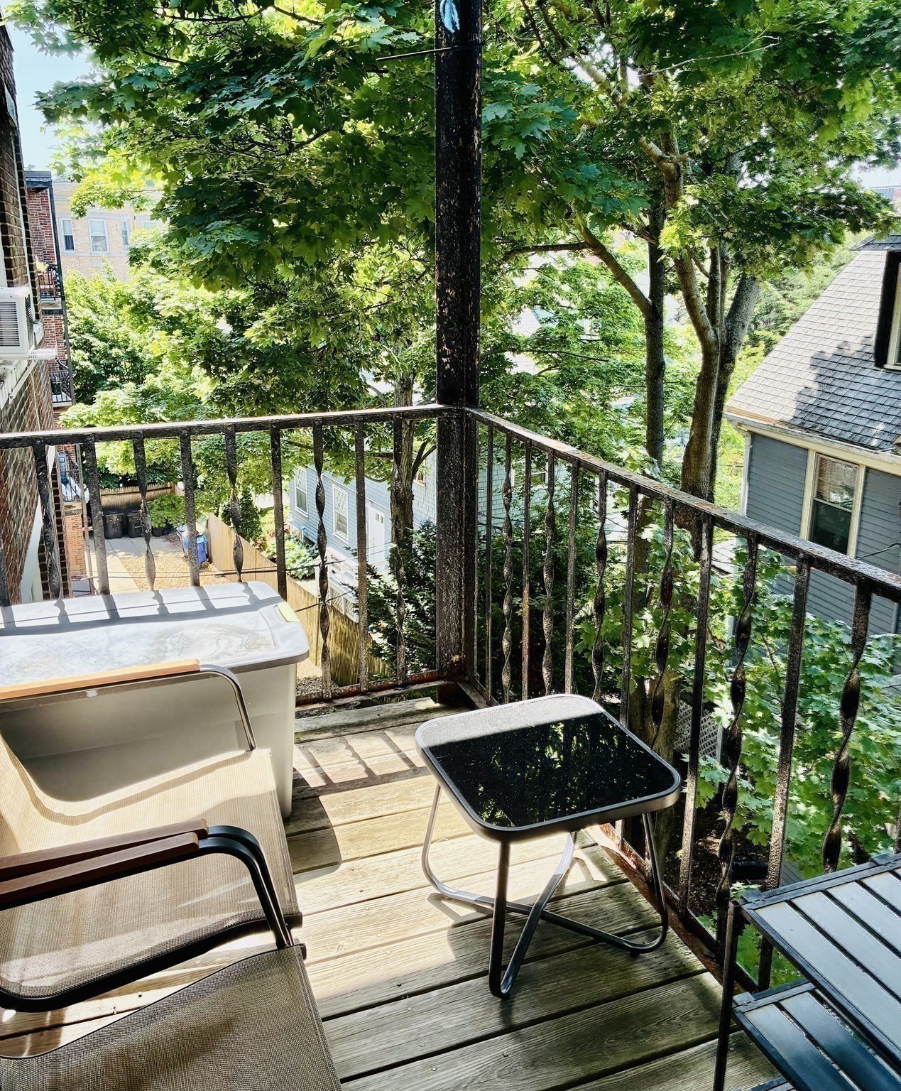 52 Strathmore Rd # 46 Property Photo 6