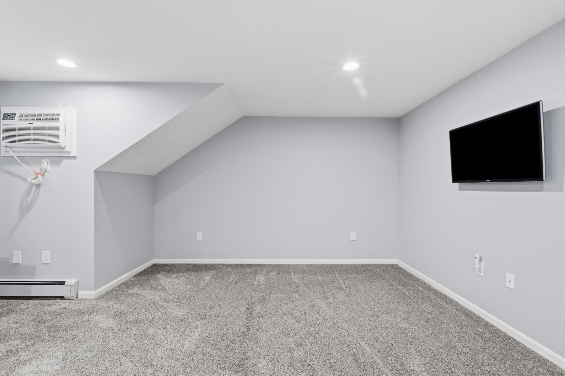 40 Casablanca Ct # 40 Property Photo 23