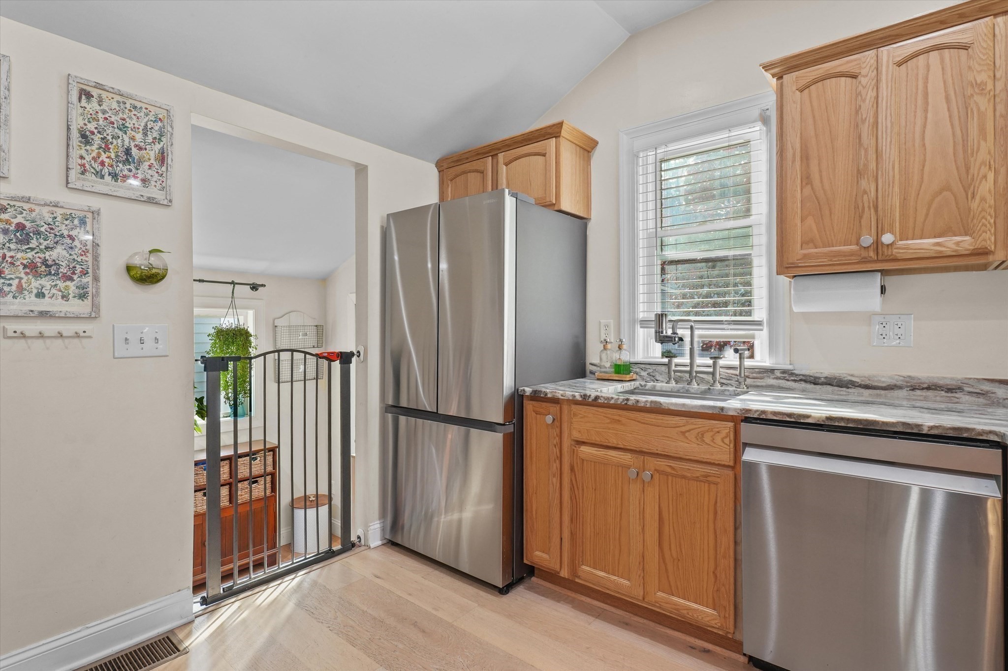 2 Burnside Lane Property Photo 5
