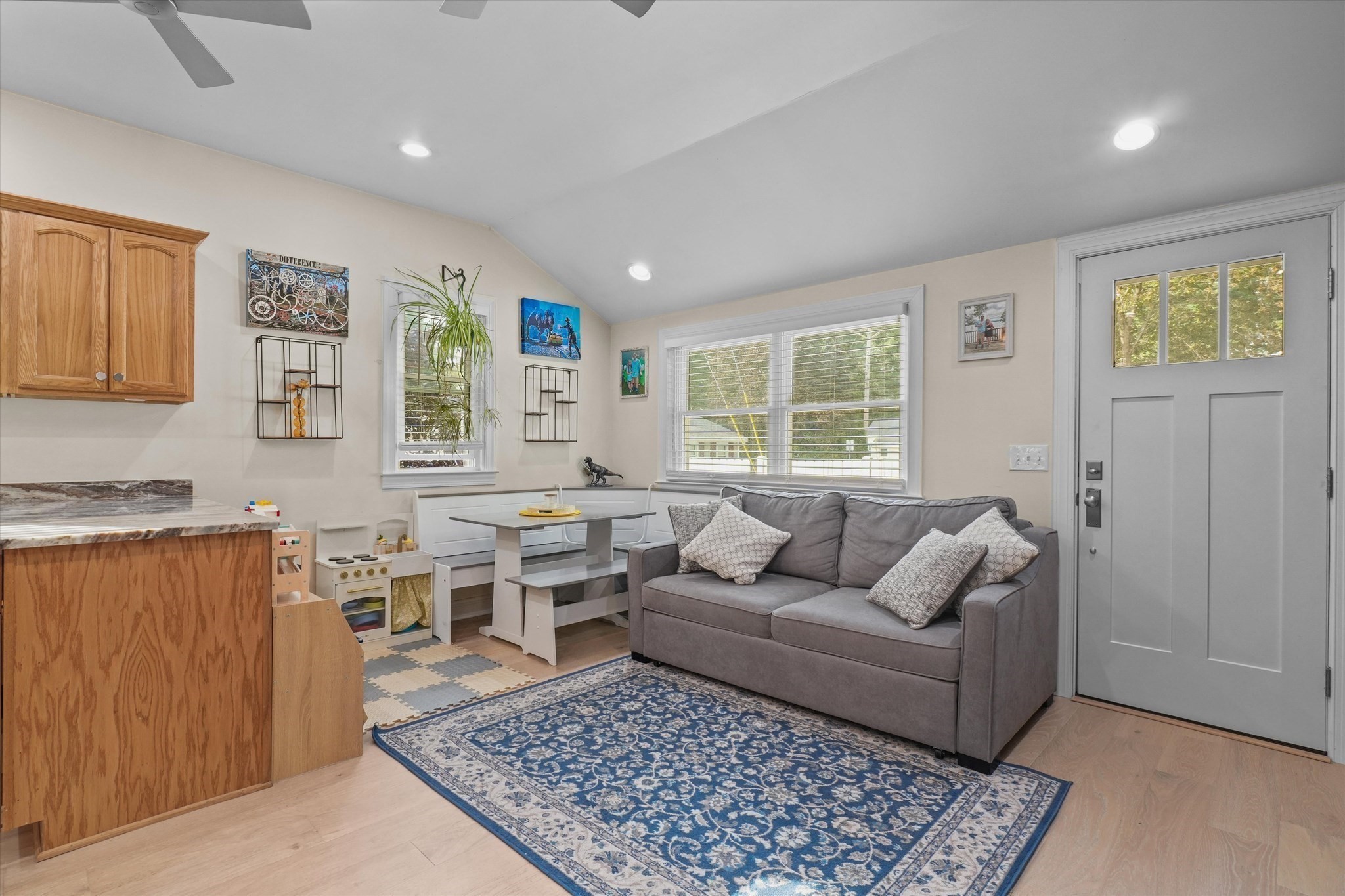 2 Burnside Lane Property Photo 10
