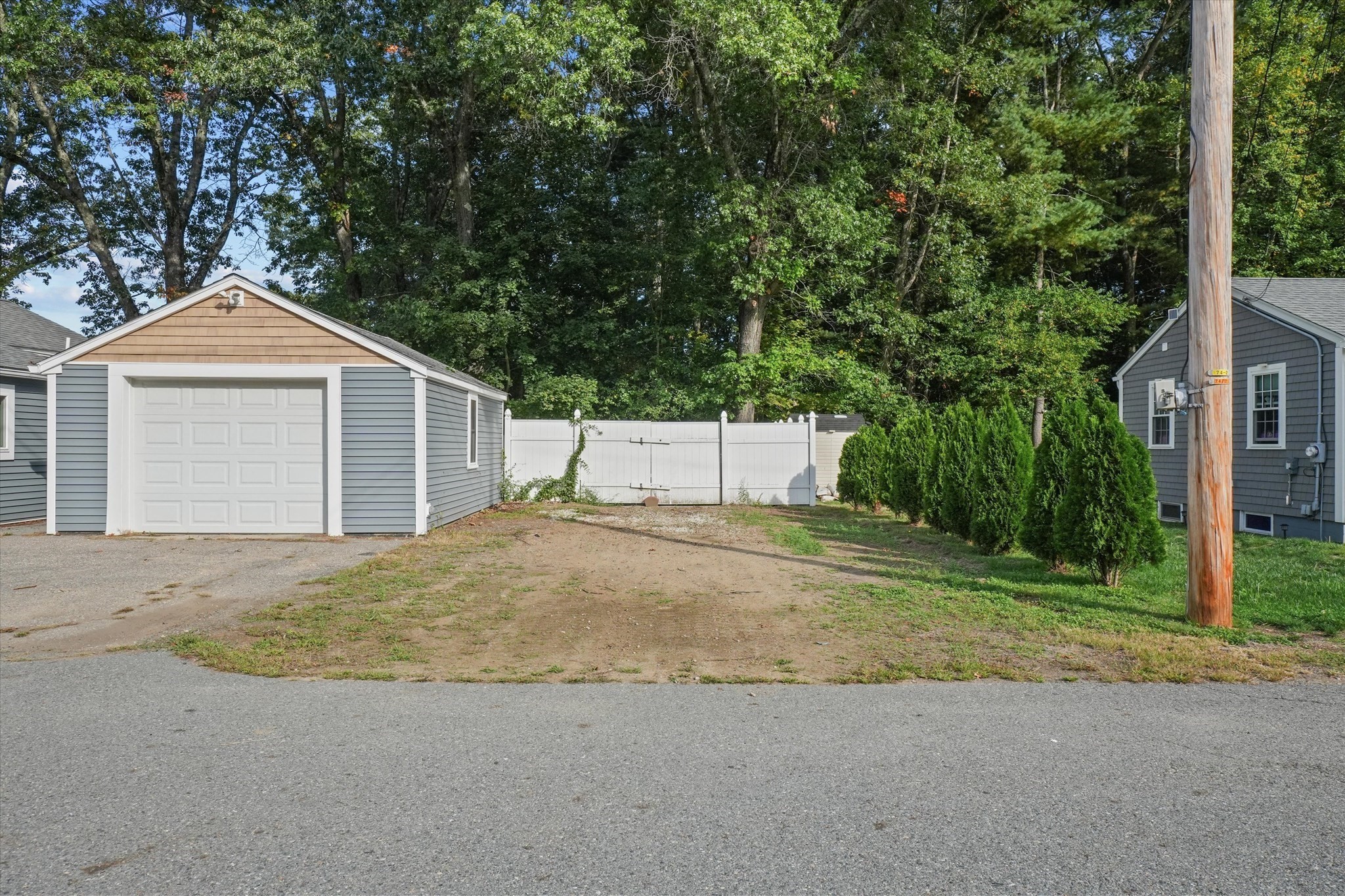 2 Burnside Lane Property Photo 37
