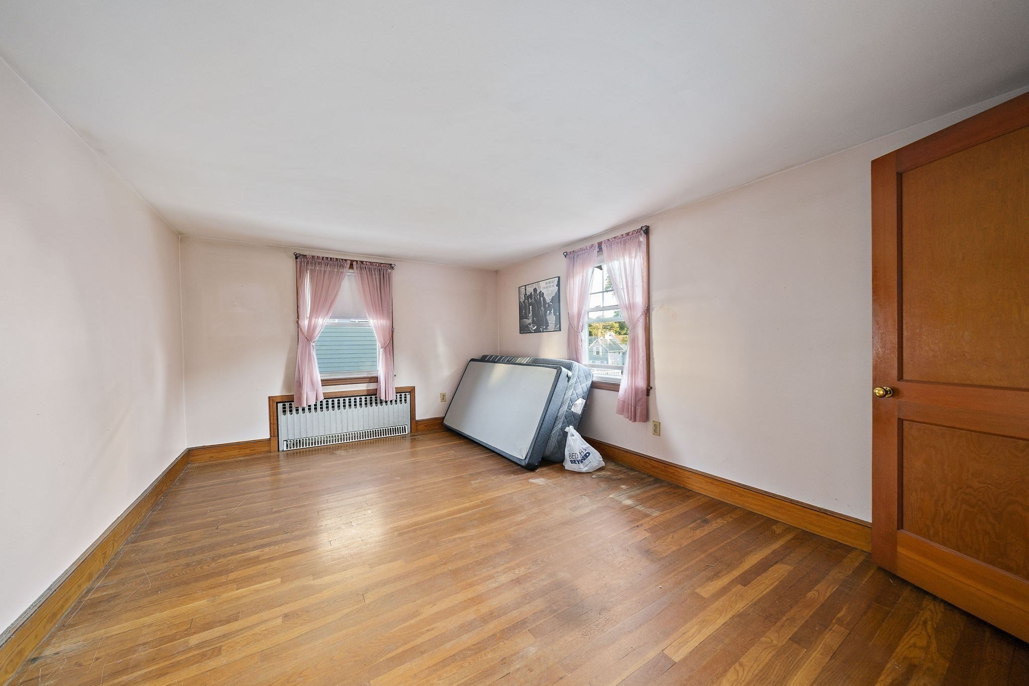 50 Lyons St Property Photo 19