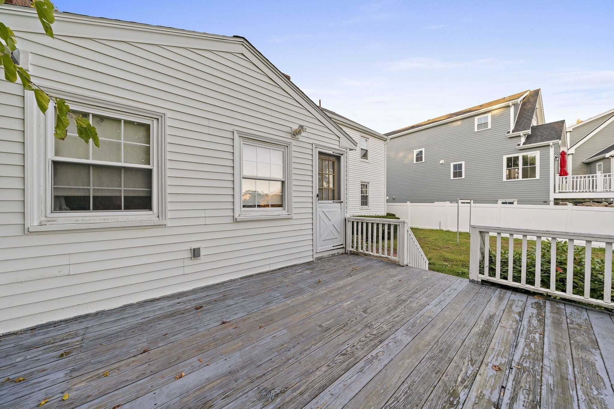 50 Lyons St Property Photo 32