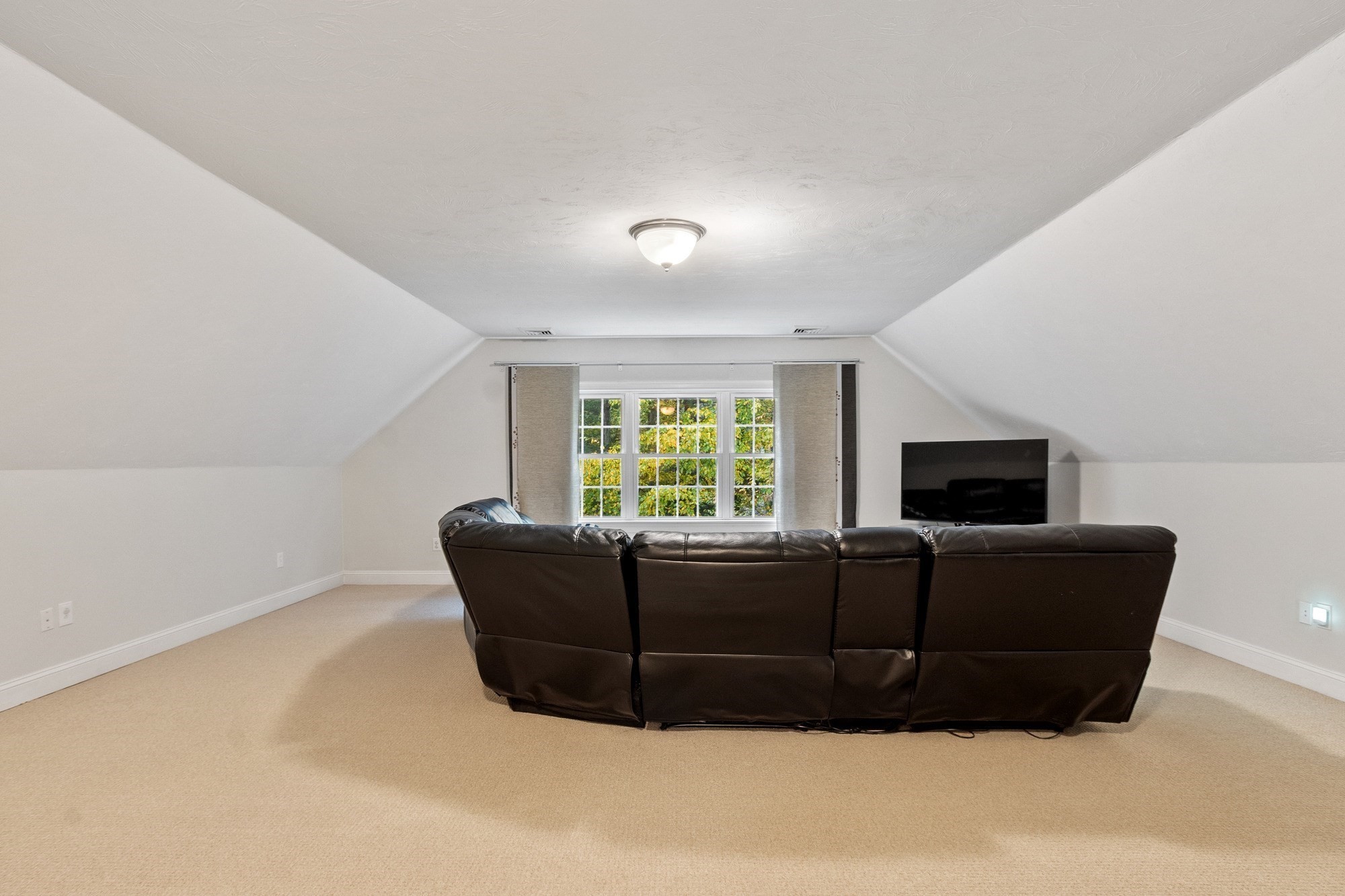 448 Malden St. Property Photo 33