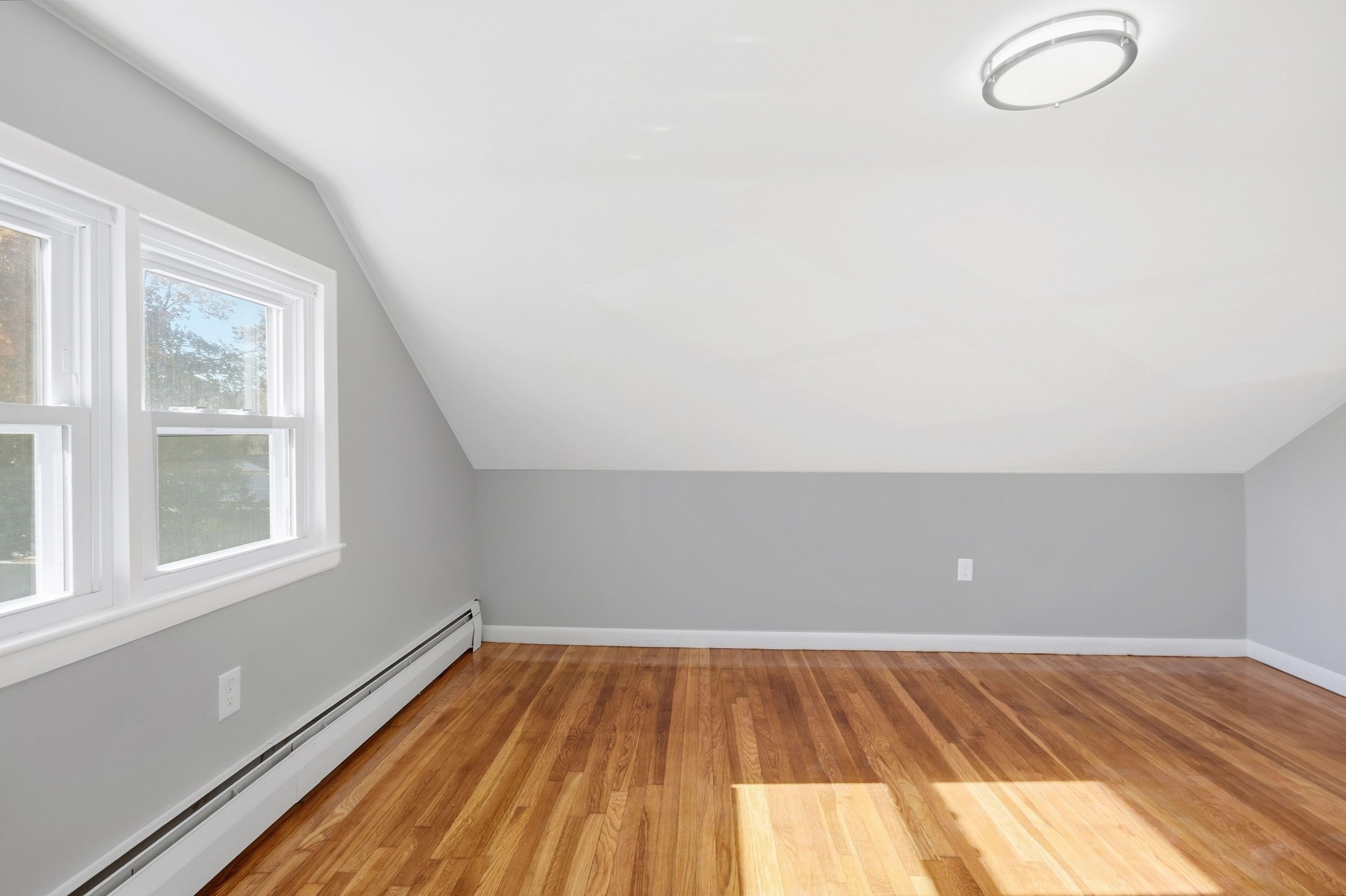 412 Oak Street Property Photo 18