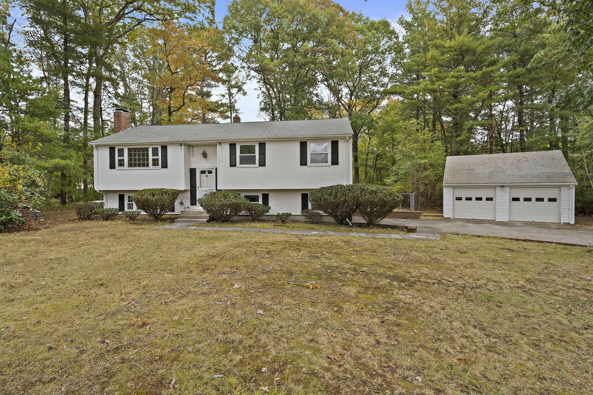23 Acorn Circle Property Photo 1