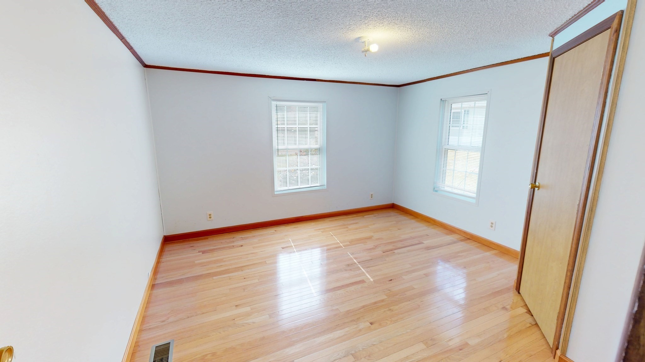 57 Vaillancourt Dr Property Photo 20