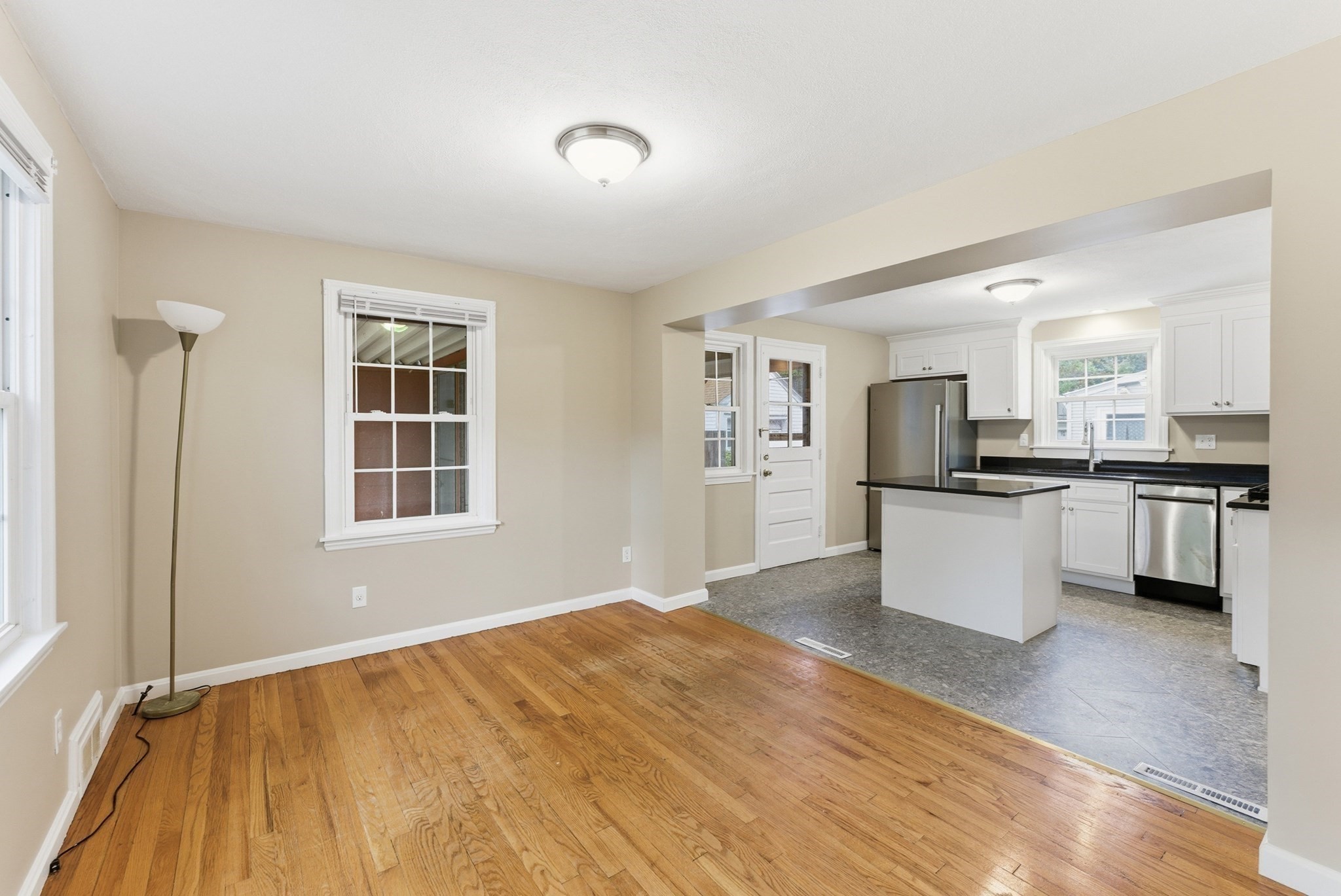 6 Bennington St Property Photo 11