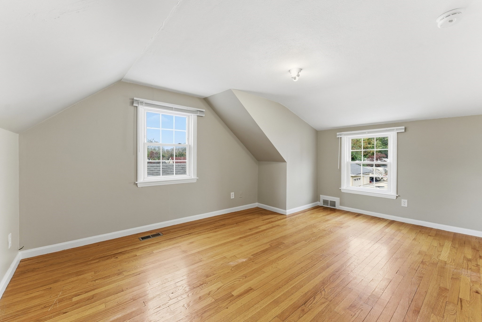 6 Bennington St Property Photo 26