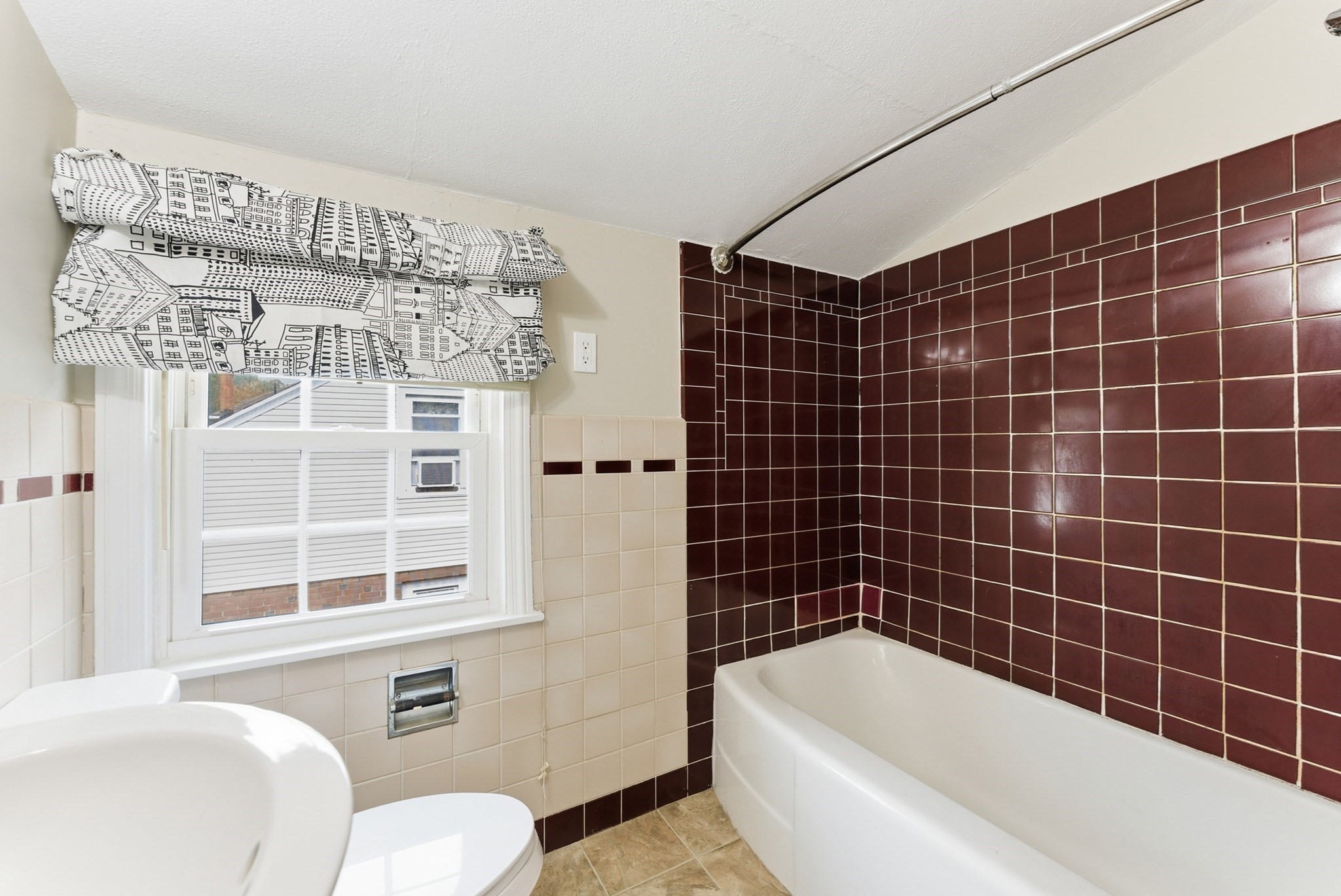 6 Bennington St Property Photo 30