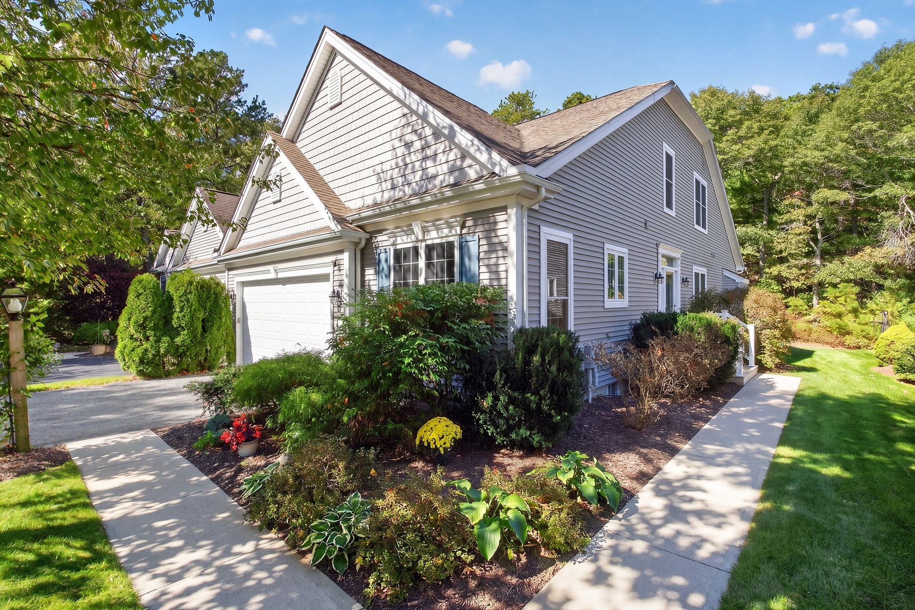 6 Autumn Glen Property Photo 1