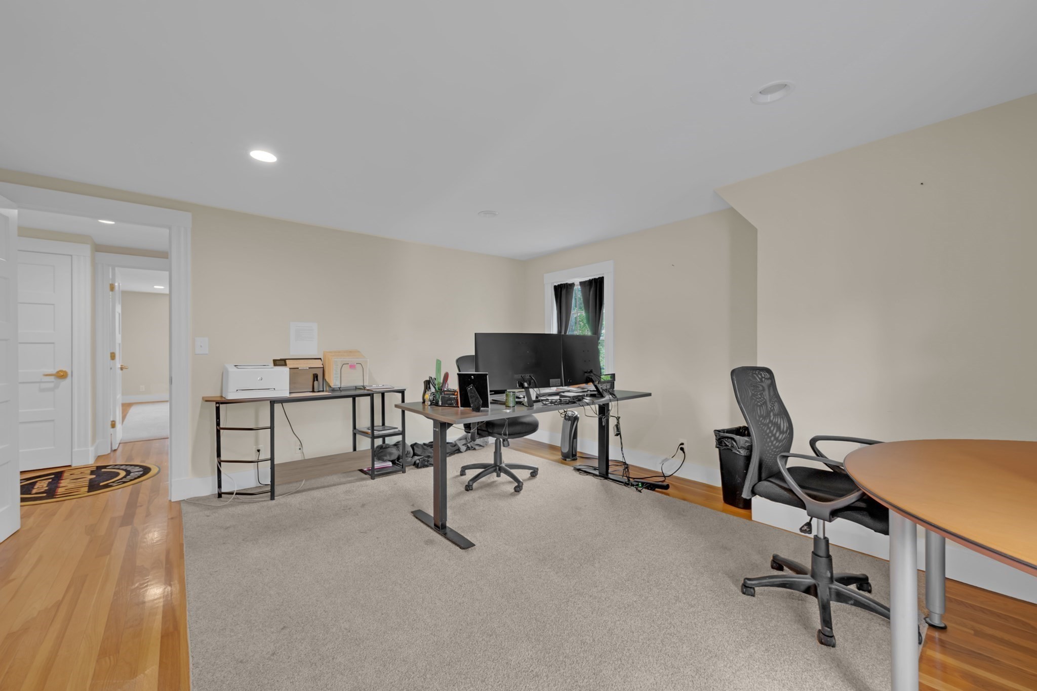 4 Makepeace Rd # A Property Photo 8