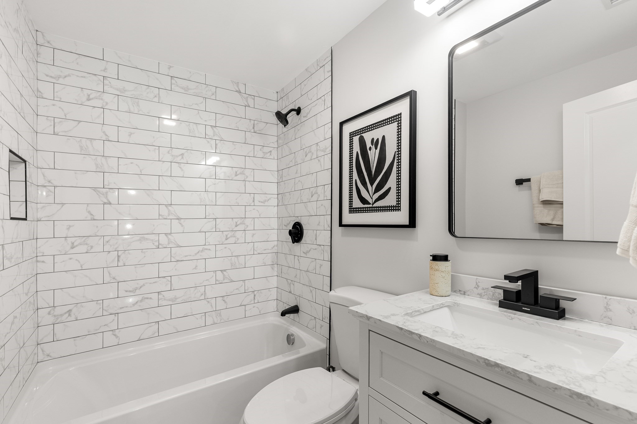 9 Essex Road Property Photo 31