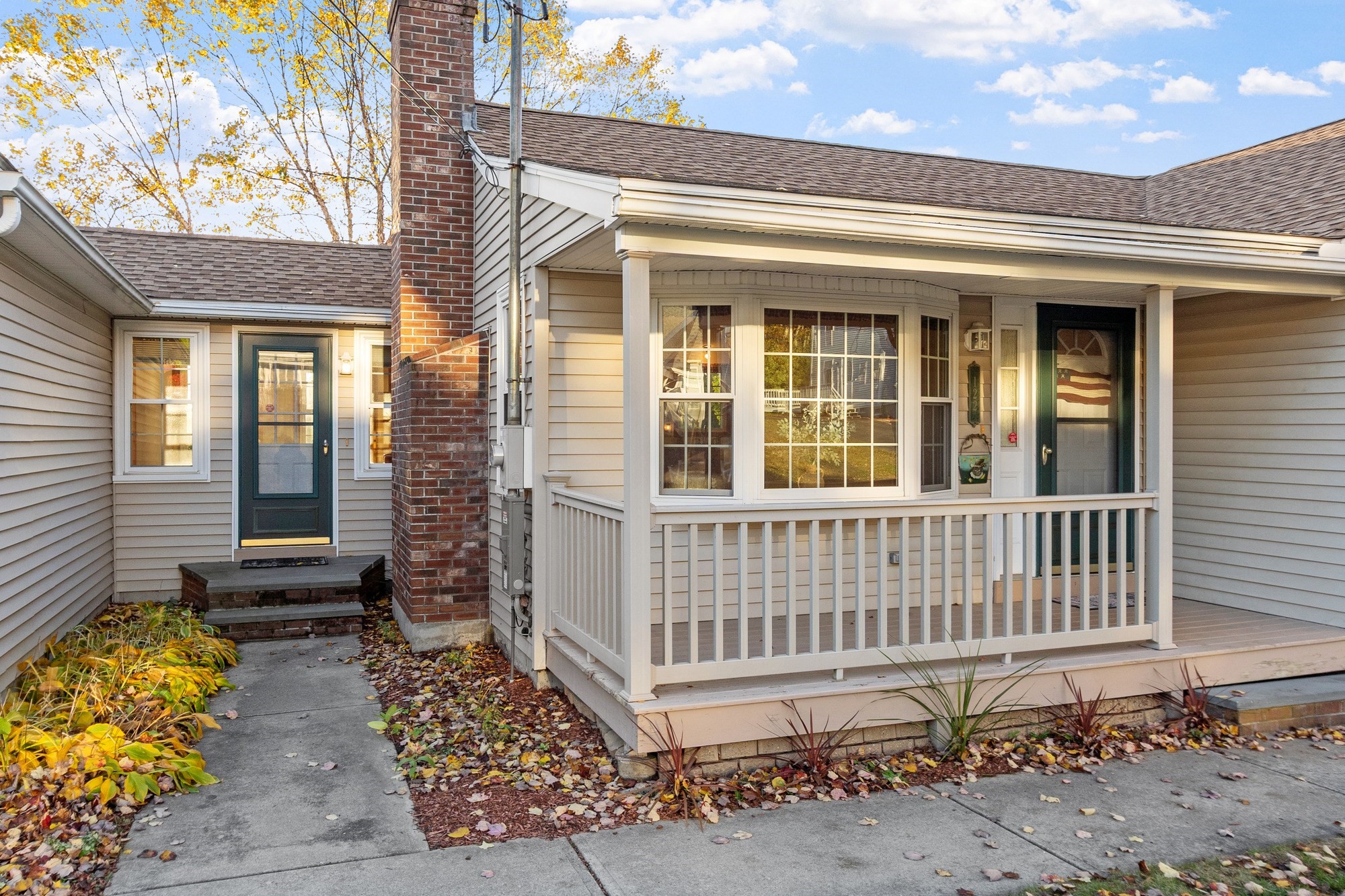 122 Century Way Property Photo 2