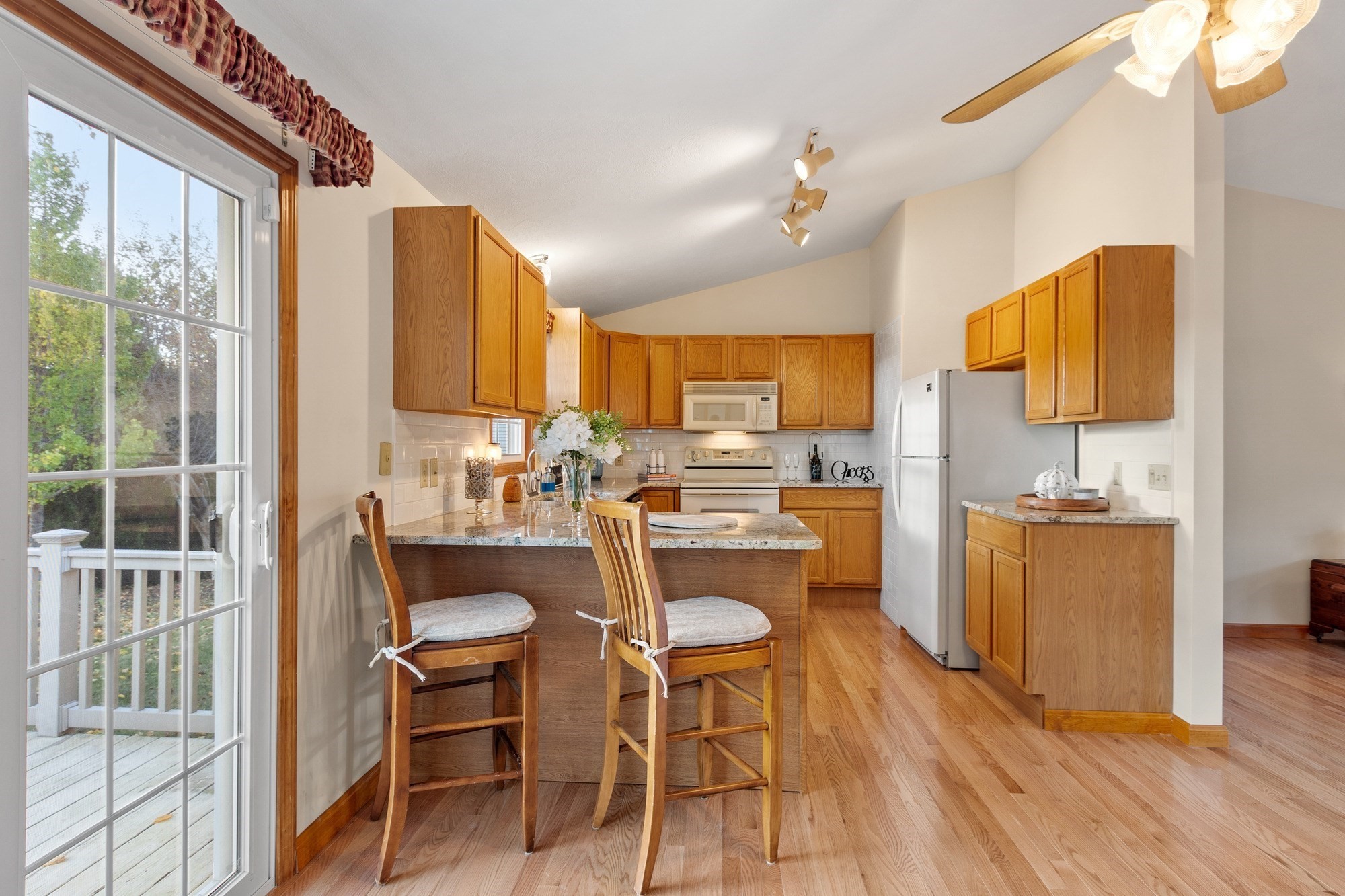 122 Century Way Property Photo 13