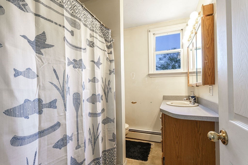25 Lamoureux Blvd Property Photo 18