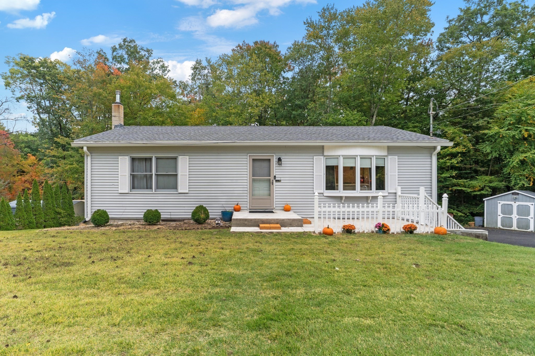 174 Monson Turnpike Rd Property Photo 1