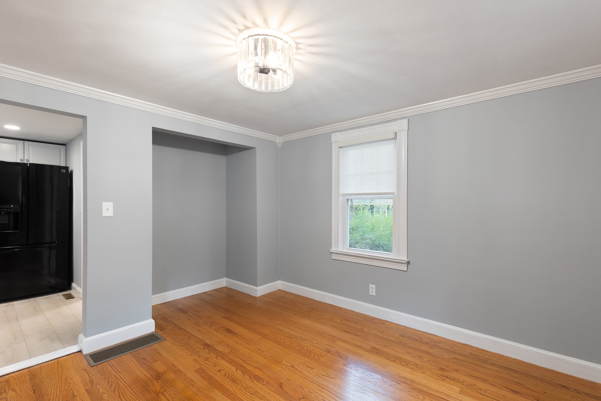 13 Walnut St Property Photo 11