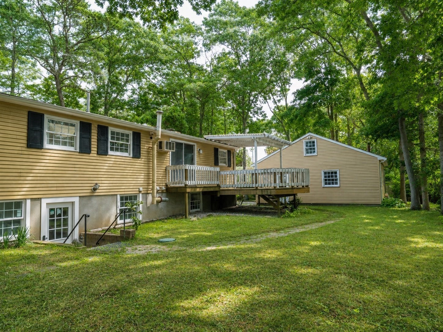 21 First Property Photo 38