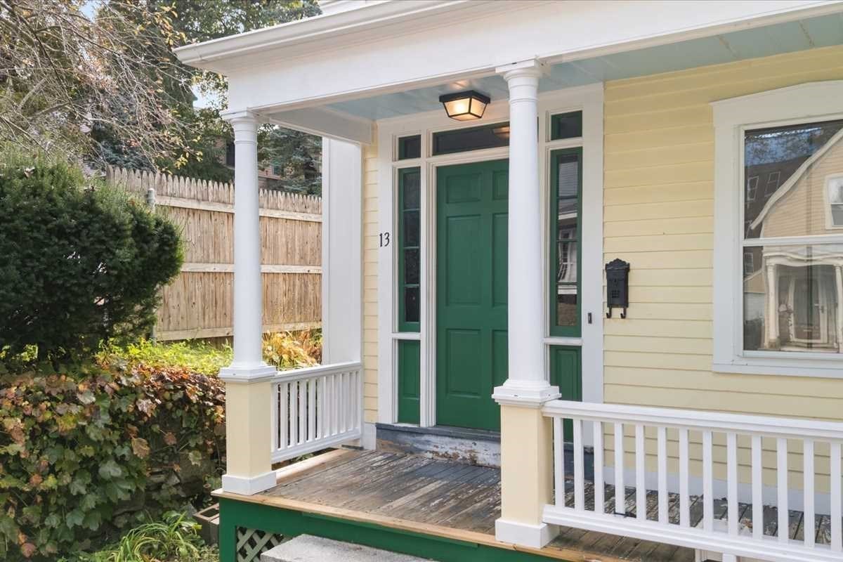 13 Congress St Property Photo 4