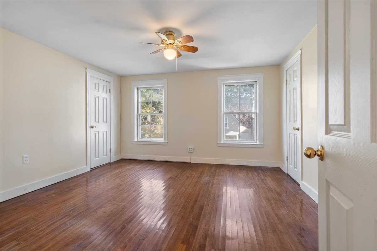 13 Congress St Property Photo 22