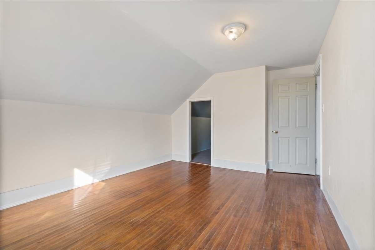 13 Congress St Property Photo 28