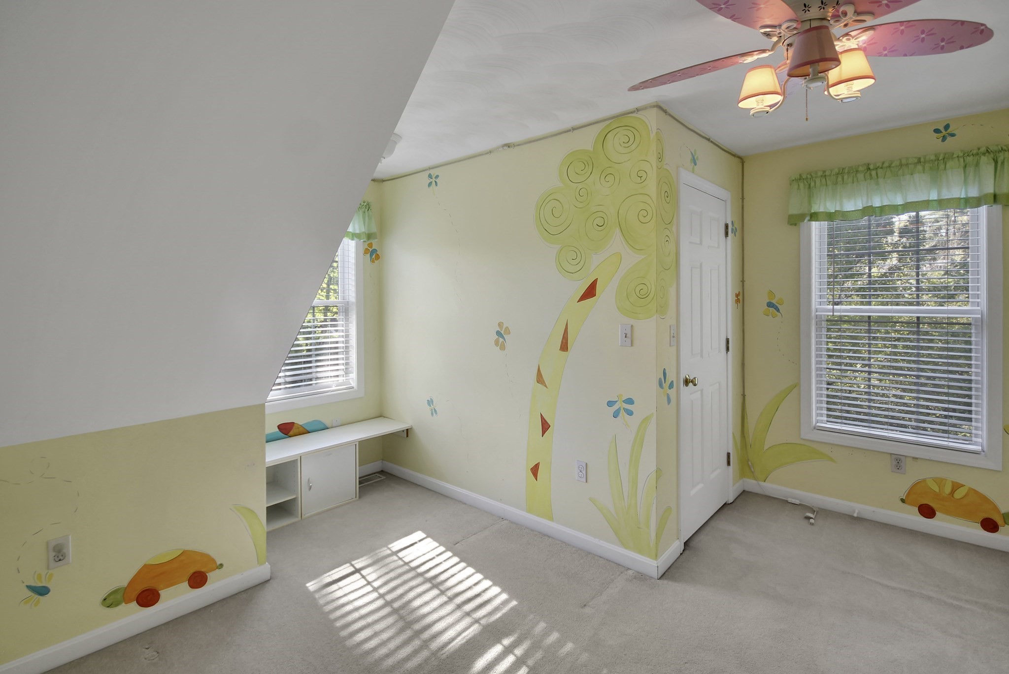 170 Bay State Rd Property Photo 26