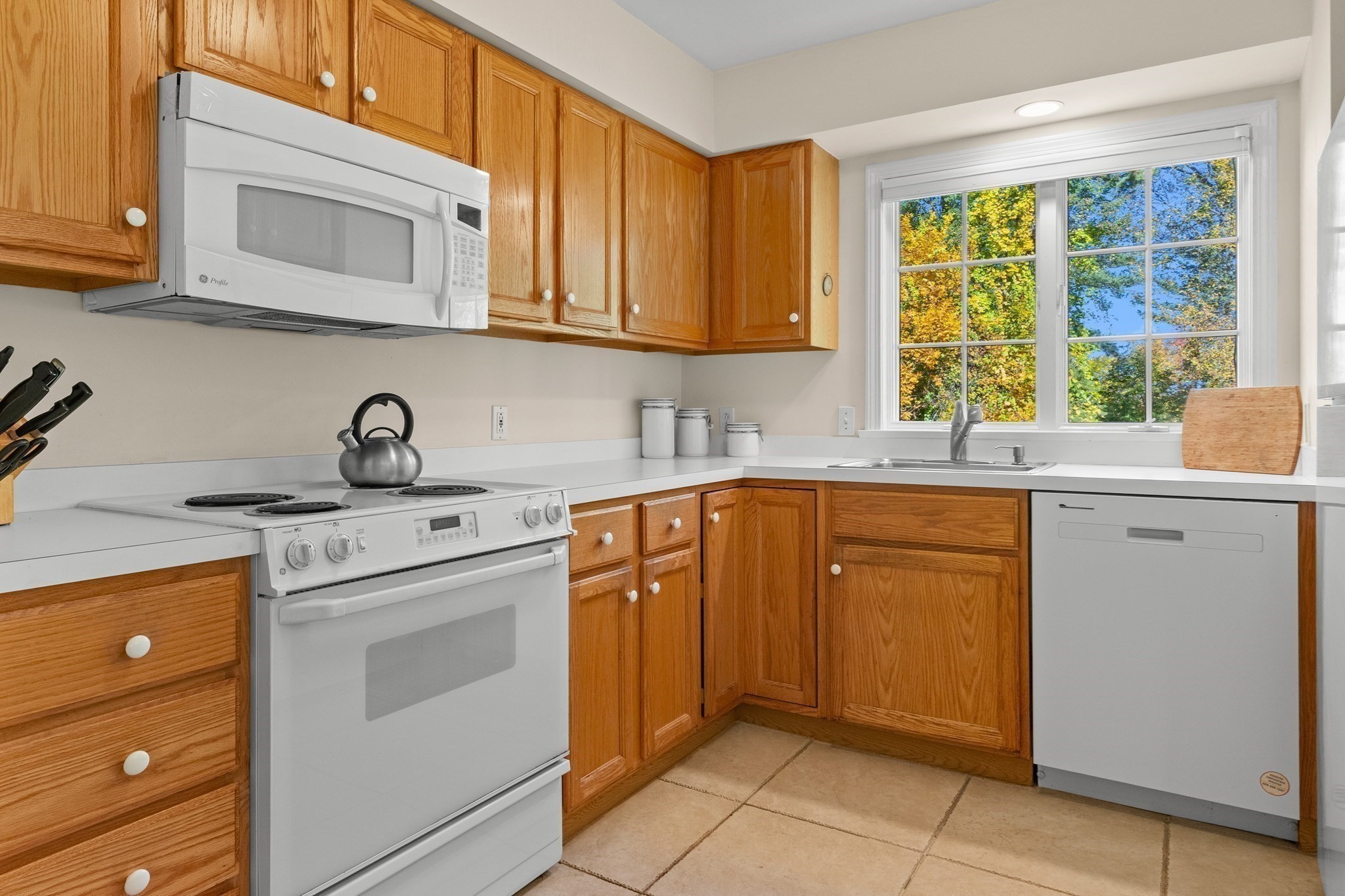 10 Great Hill # 10 Property Photo 11