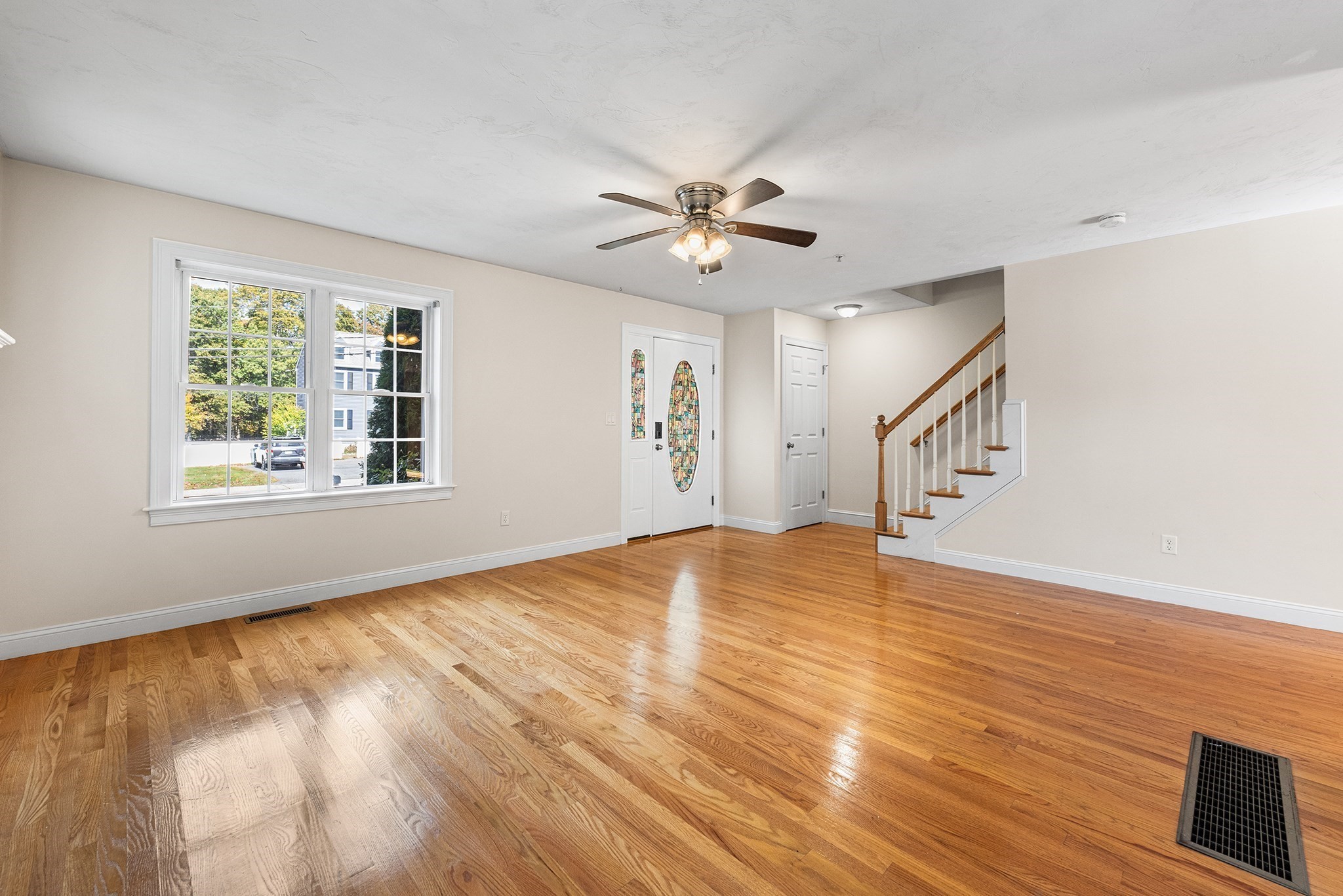 21 Clark St # 21 Property Photo 6