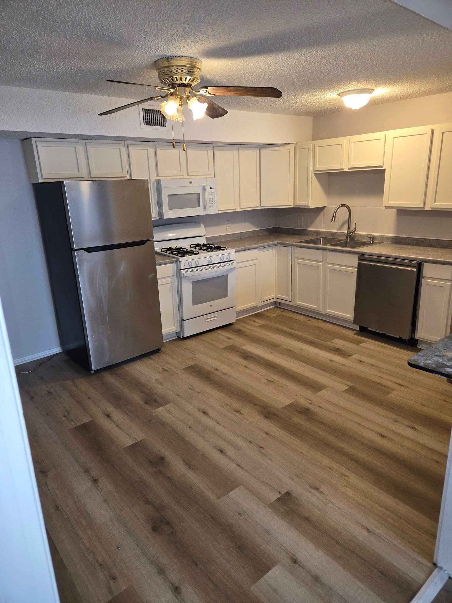 526 Third Street # 6 Property Photo 1