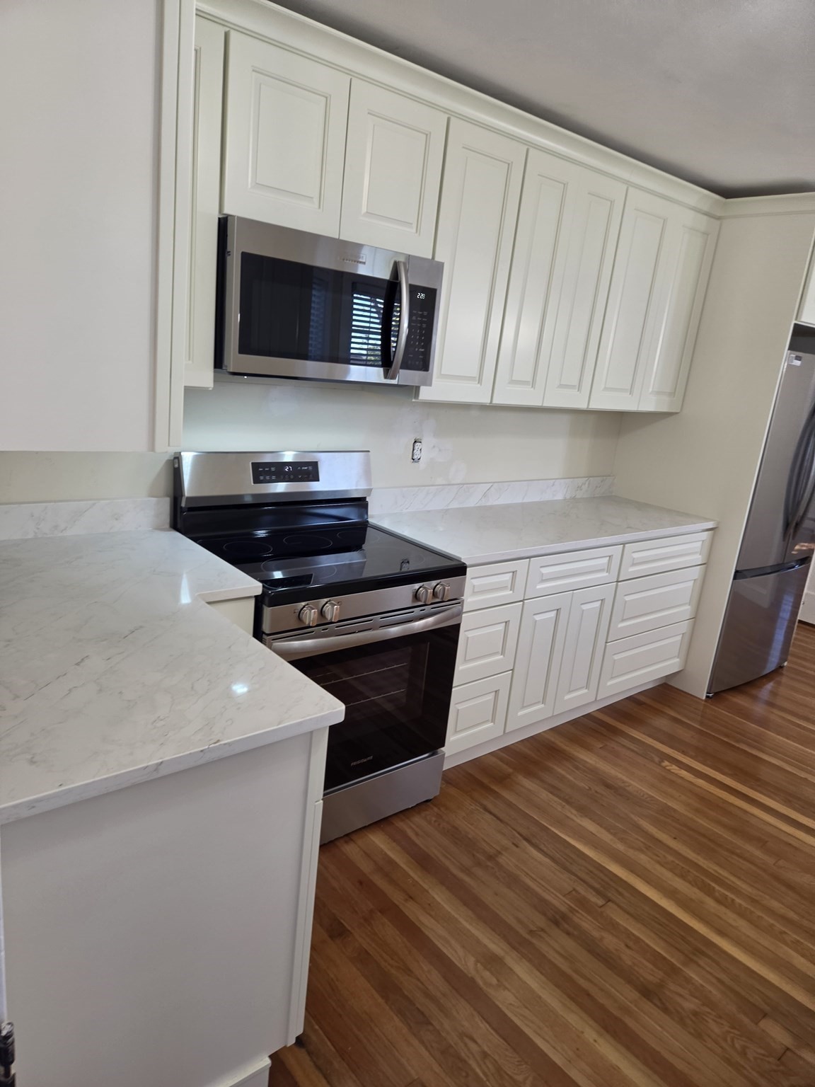 101 Hillside Ave Property Photo 6