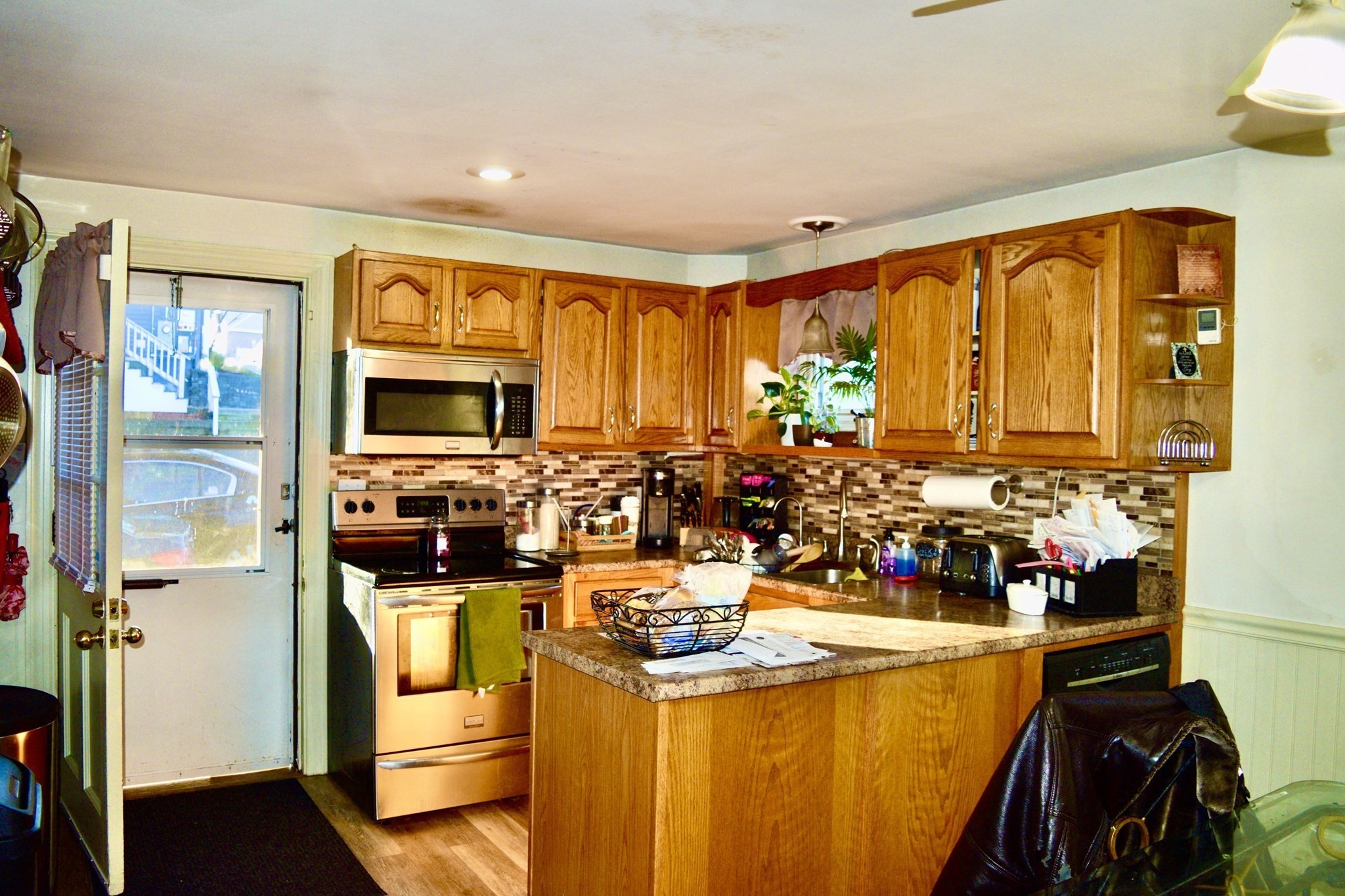 21 Graham Property Photo 6