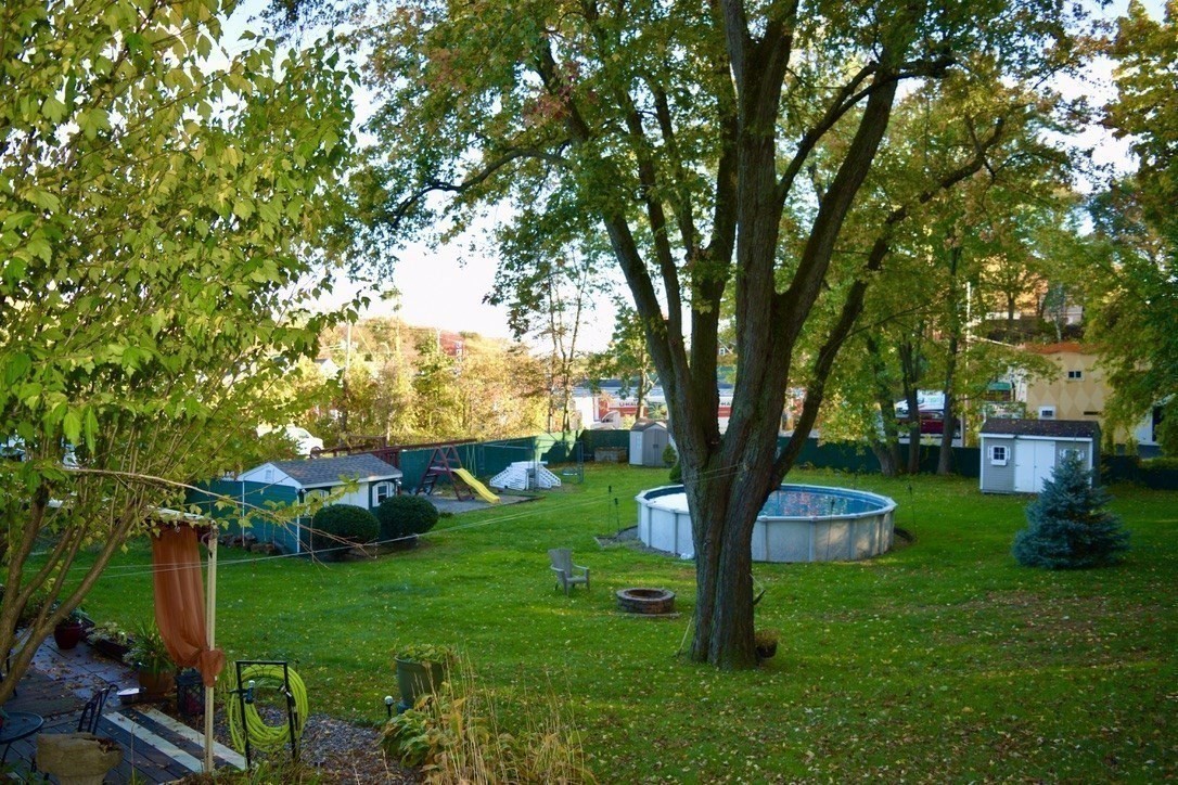 21 Graham Property Photo 30