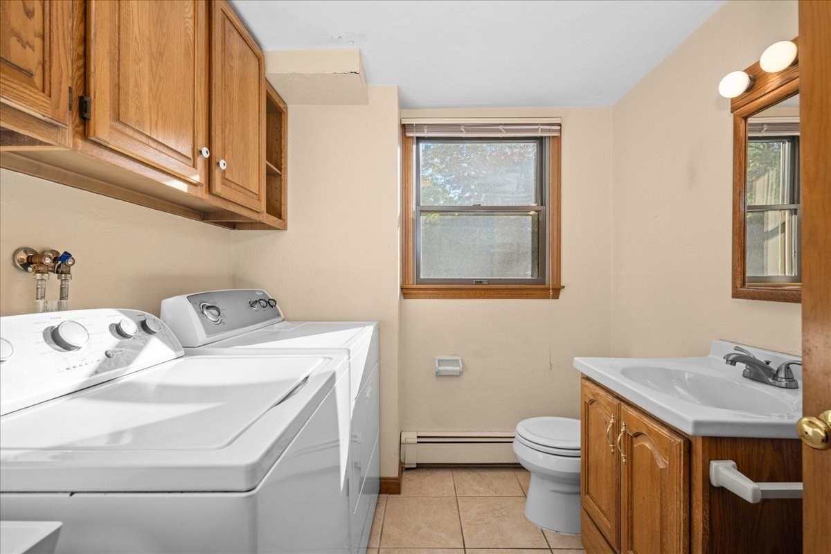 4 Garrison Ln Property Photo 15