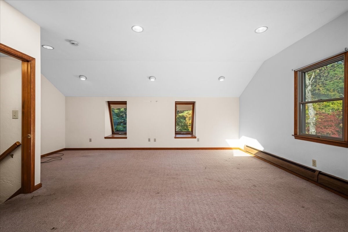 4 Garrison Ln Property Photo 29