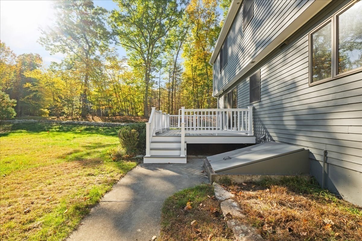 4 Garrison Ln Property Photo 36