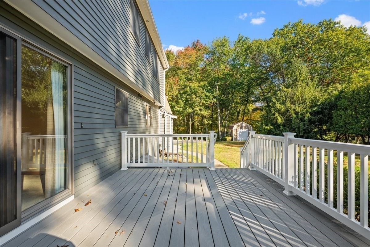 4 Garrison Ln Property Photo 37