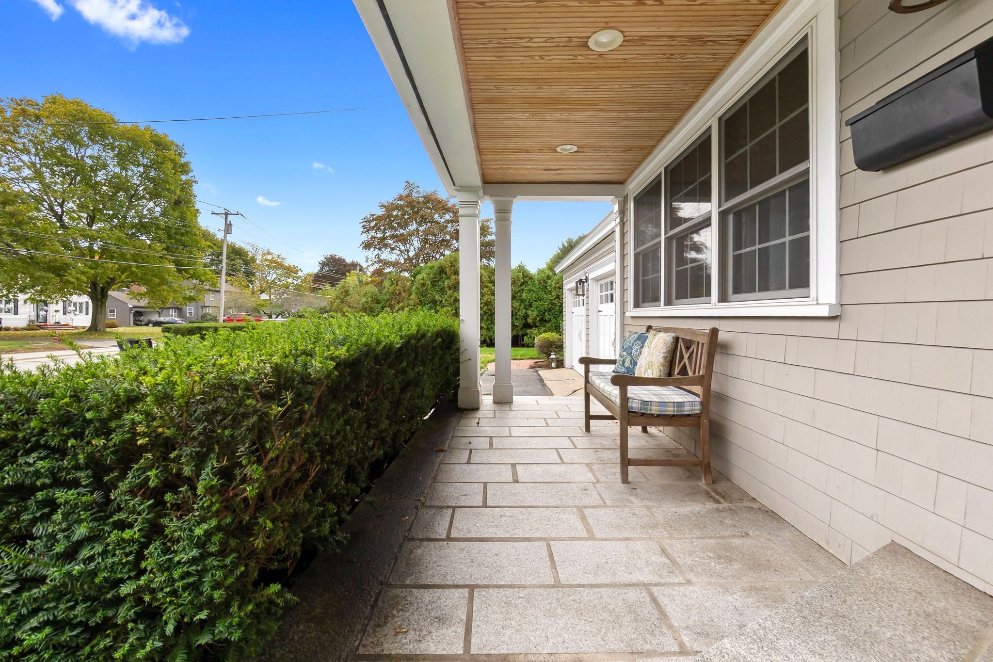 186 Mckay St Property Photo 3