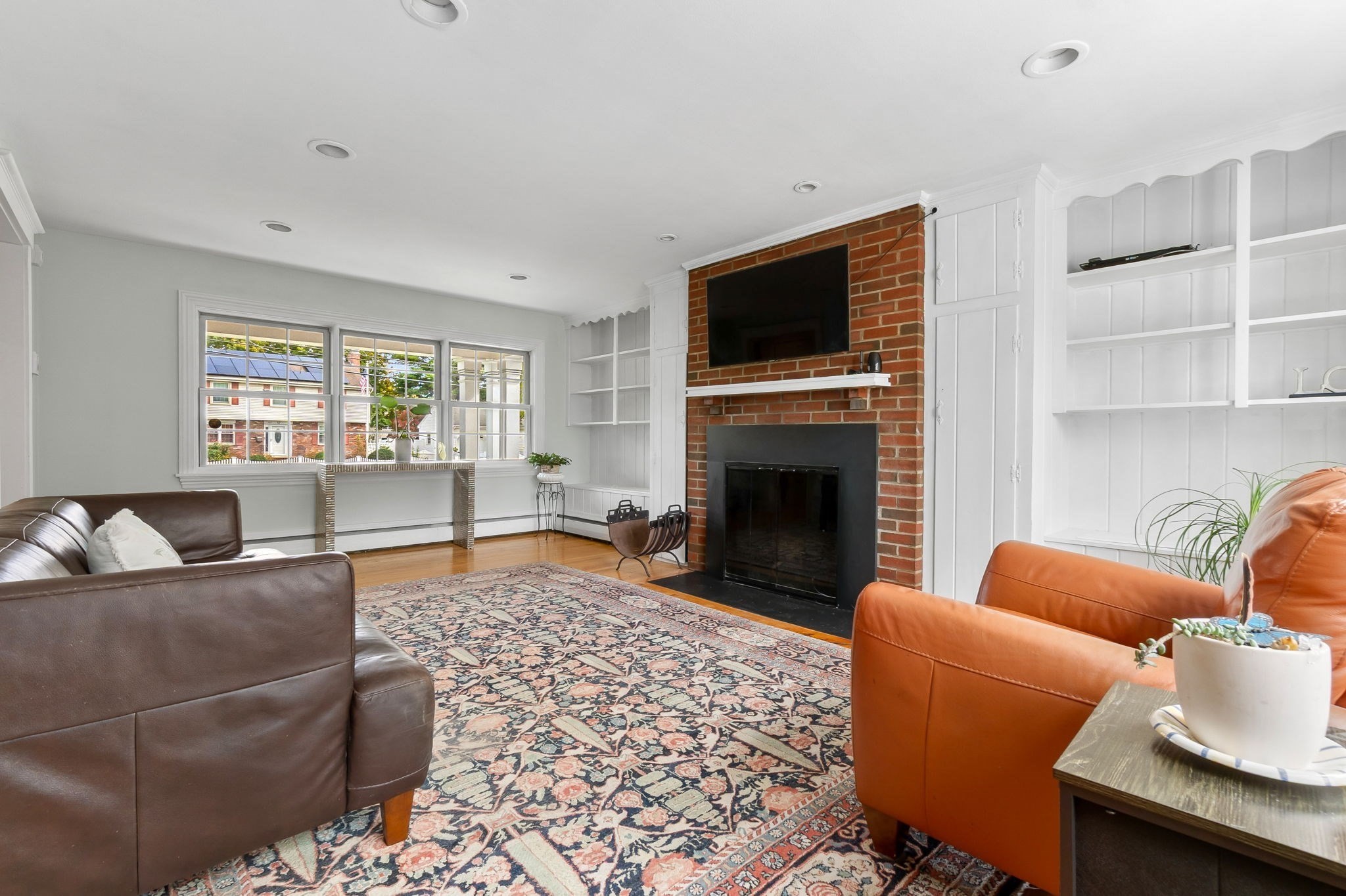186 Mckay St Property Photo 12